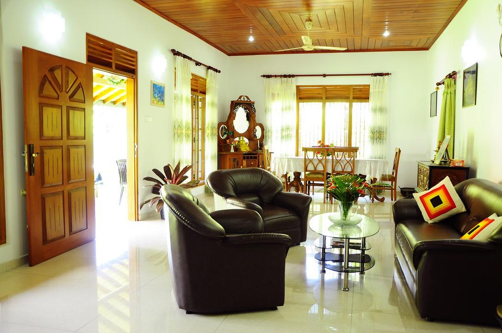 Lumbini Villa Bentota Chambre photo