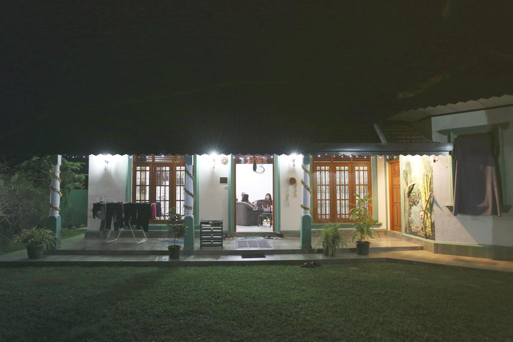 Lumbini Villa Bentota Extérieur photo